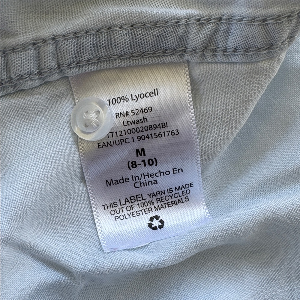 Time & Tru light blue chambray denim button down dress shirt blouse size medium - Picture 11 of 11